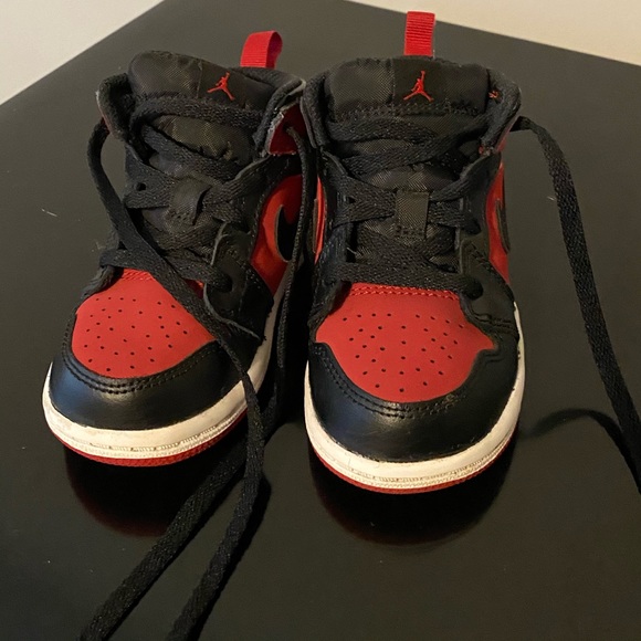 Toddler Size 7 shoes - Picture 4 of 6